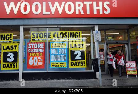 Woolworths in Pontypridd in Administration am 27. Januar 2009 ging. Stockfoto