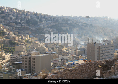 Blick von der Zitadelle von Wohngebäuden in Amman, Jordanien Naher Osten Stockfoto