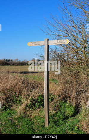 Wanderweg-Zeichen. Chichester Plain. Stockfoto