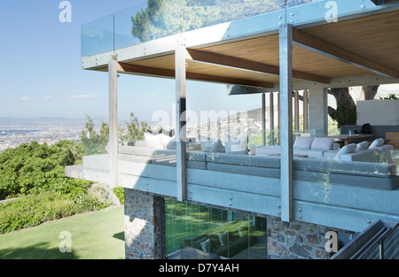 Glaswände des modernen Haus Stockfoto