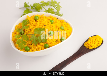 Poha-geschlagen Reis und Gemüse Stockfoto