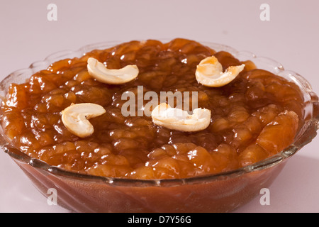 Traditionelle Godhumai Halwa Tirunelveli Halwa - berühmten South indian Sweet. Stockfoto