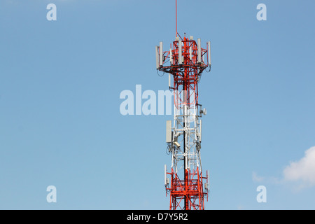 Antennen-Array Telefon signal servieren. Stockfoto