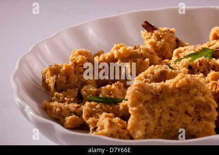 Gemüse Pakoda - indische Krapfen. Stockfoto