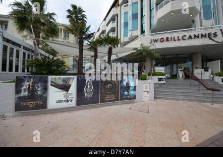 CANNES, FRANKREICH. 14. MAI 2013.   Eine Gesamtansicht der Atmosphäre beim Cannes Film Festival am 14. Mai 2013 in Cannes, Frankreich. Bildnachweis: Jonatha Borzicchi Redaktion/Alamy Live-Nachrichten Stockfoto