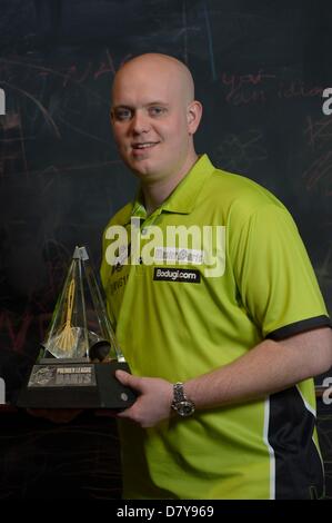 London, UK. 15. Mai 2013. Michael van Gerwen während The McCoys PDC Premier League Darts Media Launch Day von The O2 Arena.Credit: Action Plus Sport Bilder/Alamy Live News Stockfoto