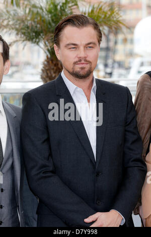 Cannes, Frankreich. 15. Mai 2013.  Leonardo DiCaprio in "The Great Gatsby" Fototermin an der 66. Cannes, Frankreich. 15. Mai 2013. Kredit: DPA / Alamy Live News Stockfoto