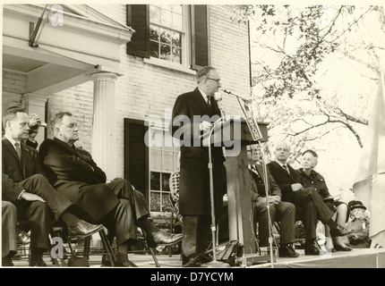 Ein Foto vom Jahrestreffen der World war II Birthplace Foundation, einer Organisation, die sich der Erhaltung der Geschichte im Zusammenhang mit dem Einfluss des Zweiten Weltkriegs auf das amerikanische Erbe und die amerikanische Kultur widmet. Stockfoto