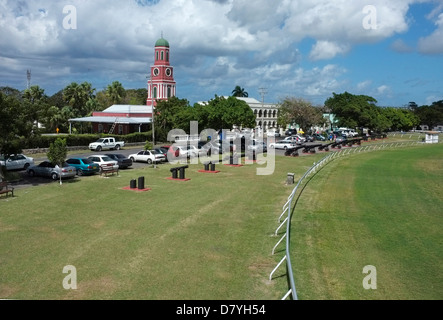 Die Rennbahn in den Garrison Savannah, Bridgetown, Barbados, West Indies. Stockfoto