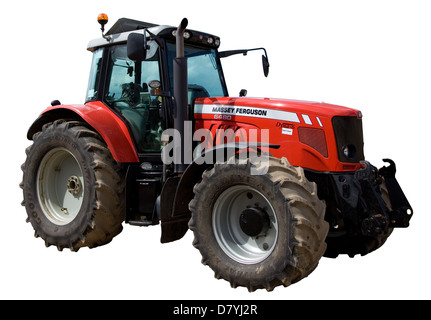 Massey Ferguson 6480 Dyna-6 landwirtschaftlicher Traktor isoliert auf weißem Hintergrund. Leistungsstarke moderne Landmaschinen mit großen Profilreifen und geschlossener Kabine Stockfoto