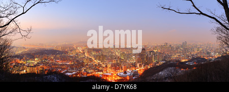 Skyline der Innenstadt von Seoul, Südkorea Stockfoto