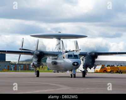 Französische Marine E - 2C Hawkeye engagiert im Vereinigten Königreich basierte Übung Joint Warrior April 2013.   SCO 9110 Stockfoto