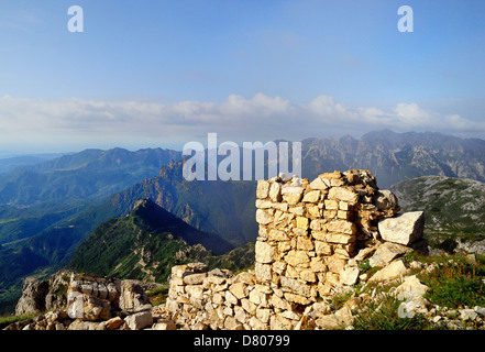 WWI. Veneto, Italien. Monte Pasubio, Ruinen von den italienischen Housing Reihen des ersten Weltkriegs. Stockfoto