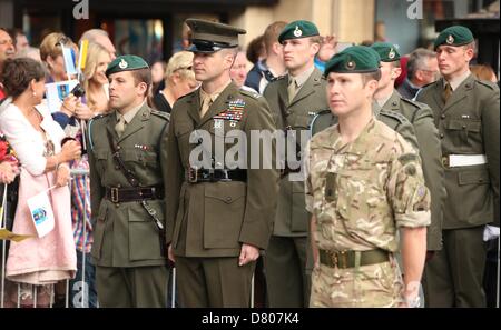 TAUNTON, SOMERSET, GROßBRITANNIEN - 16. MAI 2013 - ROYAL MARINES 40 COMMANDO HOME COMING PARADE. Bildnachweis: JASON BRYANT/Alamy Live-Nachrichten Stockfoto