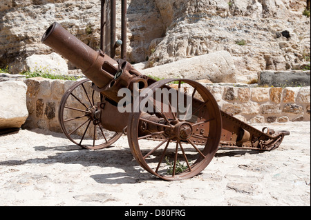 Kanone vor Kerak Burg, Jordanien Stockfoto