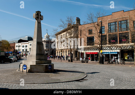 Kriegerdenkmal im Stadtzentrum, Taunton, Somerset, England, UK Stockfoto