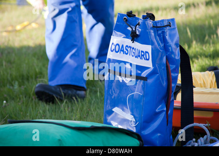 Training vom Untergang Sand CoastGuard freiwillige Ausbildung bei Crosby Rettungsstation, Merseyside, England zu retten Stockfoto