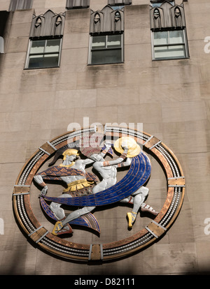 Detail, durchbrochenen Plaque, Tanz, Drama und Lied, Radio City Musik Hall, das Rockefeller Center, New York City Stockfoto