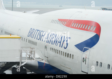 Die Seite eines Passagierflugzeuges British Airways. Stockfoto