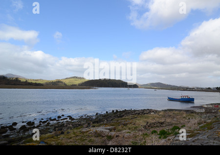 Der Blick aus einem Ort zwischen Kippford und Rockcliffe in Dumfries and Galloway, Schottland. Stockfoto