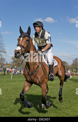 Sam Griffiths auf Paulank Brockagh bei den 2013 Mitsubishi Motors Badminton Horse trials Stockfoto