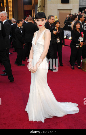 Rooney Mara 84. Annual Academy Awards (Oscars) im Kodak Theatre - Ankünfte Los Angeles, Kalifornien - 26.02.12 statt Stockfoto