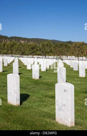 Grabsteine auf dem Black Hills National Cemetery in der Nähe von Sturgis, South Dakota Stockfoto