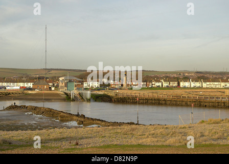 Rettungsstation Shoreham-by-Sea, West Sx.  Dieses ist der Wiedereinbau Gebäude bis zum Bahnhof, der im Januar 2009 abgerissen wurde. Stockfoto