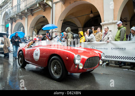 Brescia, Italien. 16. Mai 2013 - Mille Miglia 2013 - der erste Tag in Brescia/Italien am 16. Mai 2013. Quelle: Johann Hinrichs/alamy leben Nachrichten Stockfoto