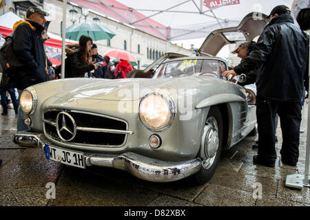 Brescia, Italien. 16. Mai 2013 - Mille Miglia 2013 - der erste Tag in Brescia/Italien am 16. Mai 2013. Quelle: Johann Hinrichs/alamy leben Nachrichten Stockfoto