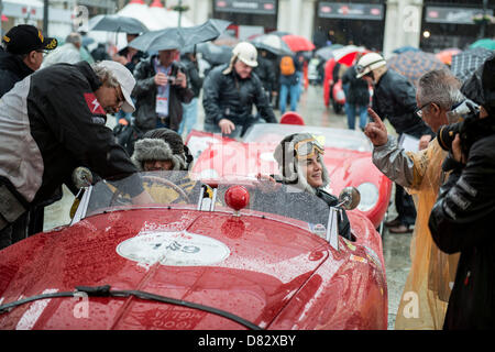 Brescia, Italien. 16. Mai 2013 - Mille Miglia 2013 - der erste Tag in Brescia/Italien am 16. Mai 2013. Quelle: Johann Hinrichs/alamy leben Nachrichten Stockfoto