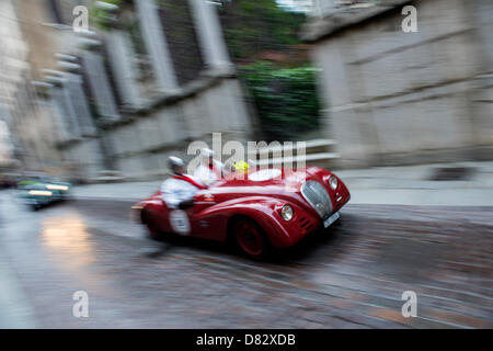 Brescia, Italien. 16. Mai 2013 - Mille Miglia 2013 - der erste Tag in Brescia/Italien am 16. Mai 2013. Quelle: Johann Hinrichs/alamy leben Nachrichten Stockfoto