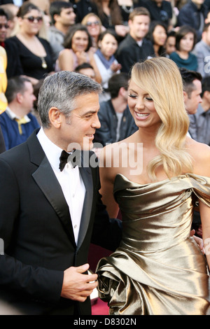 George Clooney und Stacy Kiebler 84. Annual Academy Awards (Oscars) im Kodak Theatre - Ankünfte Los Angeles statt, Stockfoto