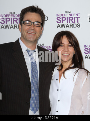 Jon Tenney, Leslie Urdang 27. Annual Independent Spirit Awards im Santa Monica Beach - Ankünfte Los Angeles, Kalifornien- Stockfoto