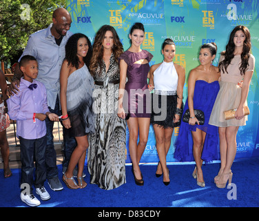 Lamar Odom, Khloe Kardashian, Kylie Jenner, Kim Kardashian, Kourtney Kardashian und Casey Jenner 2011 Teen Choice Awards statt Stockfoto