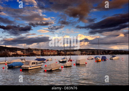 Der kleine Hafen am Zürichsee, Schweiz Stockfoto