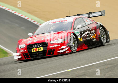 Brands Hatch, Großbritannien. 18. Mai 2013. Miguel Molina (ESP) das Audi Sport Team Phoenix Audi RS 5 DTM während der DTM Deutsche Tourenwagen Meisterschaft Praxis von Brands Hatch zu fahren. Bildnachweis: Aktion Plus Sportbilder / Alamy Live News Stockfoto