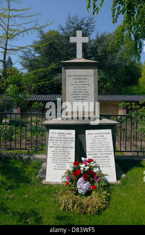 Begräbnisstätte des Philosophen Søren Kierkegaard oder Soeren Kierkegaard auf dem Friedhof Assistens. Eine Familie Begräbnisstätte, Nørrebro Kopenhagen Dänemark Stockfoto