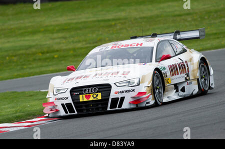 Brands Hatch, Großbritannien. 18. Mai 2013. Adrien Tambay (FRA) fahren das Audi Sport Team Abt Audi RS 5 DTM während der DTM Deutsche Tourenwagen Meisterschaft Qualifikation von Brands Hatch. Bildnachweis: Aktion Plus Sportbilder / Alamy Live News Stockfoto