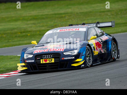 Brands Hatch, Großbritannien. 18. Mai 2013. Jamie Green (GBR) das Audi Sport Team Abt Sportsline Audi RS 5 DTM während der DTM Deutsche Tourenwagen Meisterschaft Qualifikation von Brands Hatch zu fahren. Bildnachweis: Aktion Plus Sportbilder / Alamy Live News Stockfoto