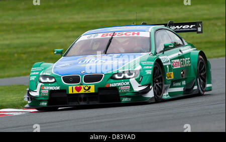 Brands Hatch, Großbritannien. 18. Mai 2013. Augusto Farfus (BRA) fahren das BMW Team RBM BMW M3 DTM während der DTM Deutsche Tourenwagen Meisterschaft Qualifikation von Brands Hatch. Bildnachweis: Aktion Plus Sportbilder / Alamy Live News Stockfoto