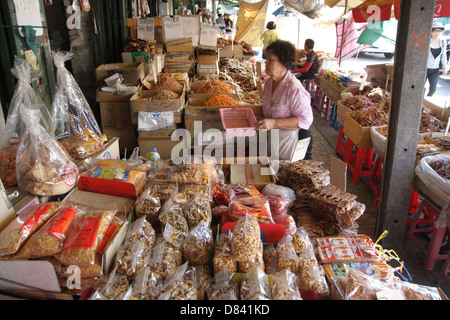 Tha Tian getrocknet Meer Lebensmittel-Markt in Bangkok, Thailand Stockfoto
