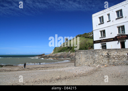 Fo'c's'le Inn Hotel am Strand von Combe Martin, Ilfracombe, Devon, England, Großbritannien, Deutschland, UK, Europa Stockfoto