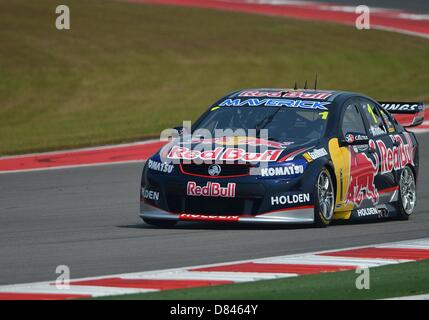 Austin, Texas, USA. 18. Mai 2013. Jamie Whincup #1 Triple acht Engineering während der V8 Supercars Rennen 13 am zweiten Tag von Austin 400 in Austin, TX. Stockfoto