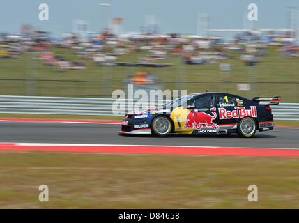 Austin, Texas, USA. 18. Mai 2013. Jamie Whincup #1 Triple acht Engineering während der V8 Supercars Rennen 13 am zweiten Tag von Austin 400 in Austin, TX. Stockfoto