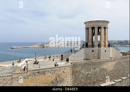 Siege Bell Memorial in Valletta, Malta Stockfoto