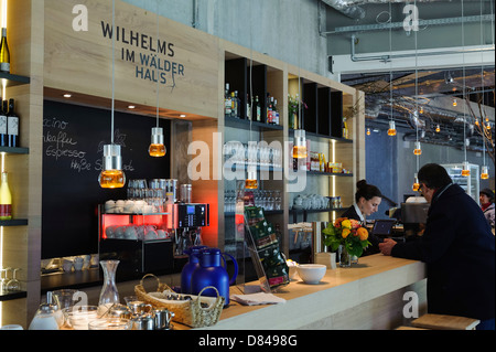 Restaurant Im Wälderhaus (Haus des Waldes in Hamburg-Wihelmsburg, Deutschland Stockfoto