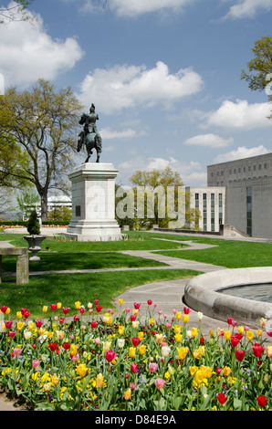 Nashville Tennessee. Tennessee State Capitol, Einwohnermeldeliste der historischen Sehenswürdigkeiten. Ostgarten. Jackson-Statue. Stockfoto