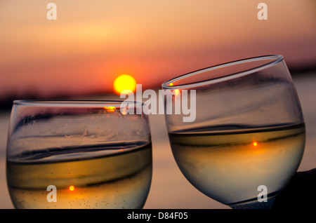 Tennessee, Mississippi River in der Nähe von Memphis. Sonnenuntergang Toast über den Mississippi River. Stockfoto