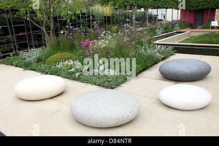 Brewin Dolphin Garten, Schaugarten bei RHS Chelsea Flower Show 2013 von Robert Myers Stockfoto